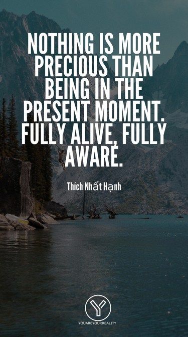 Do you have a hard time enjoying the present moment? Then these 10 mobile wallpapers are going to help you be more mindful! Present Quotes, Being In The Present, Quotes About Living, Wonderful Wallpapers, Quotes Wallpaper For Mobile, 21 Quotes, Be Present Quotes, Printable Backgrounds, Be More Mindful