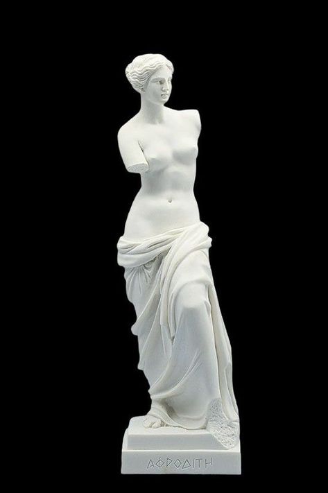 Venus Sculpture, Greek Goddess Statue, Sculpture Greek, Aphrodite Goddess, The Louvre Museum, Ancient Greek Sculpture, Statue Tattoo, Roman Statue, Goddess Sculpture