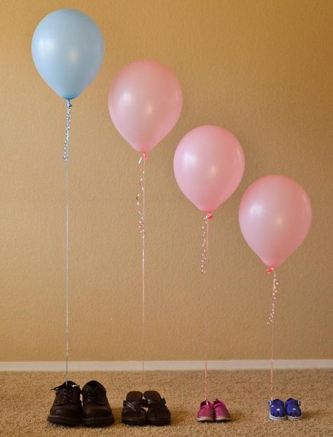 Fun gender reveal with shoes and balloons! Do in a unique location or on hardwood. Have the balloons all the same length. Have the cats pose as well. Gender Reveal Balloon Pop, Gender Reveal Photo Shoot, Reveal Photoshoot, Gender Reveal Photos, Baby Number 2, Gender Reveal Balloons, Gender Party, Balloon Pop, Second Pregnancy