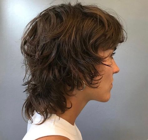 Clarisse La Rue, Queer Hair, Short Shag Haircuts, Shaggy Short Hair, Thick Wavy Hair, The Olympians, Mullet Haircut, Hair Inspiration Short, Edgy Short Hair