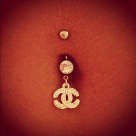 Gold Chanel belly ring<3 Lose Yourself Eminem, Bellybutton Rings, Cute Belly Rings, Belly Button Piercings, Bellybutton Piercings, Belly Button Piercing Jewelry, Homemade Facial Mask, Button Piercing, Belly Button Jewelry