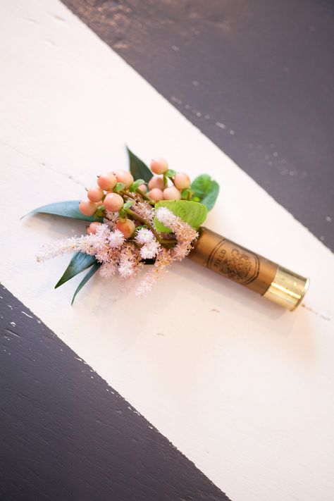 Corsages For Prom, Bullet Boutonniere, Gold Boutonniere, John 21, Silk Flower Boutonniere, Boutonniere Wedding Rustic, Vintage Barn Wedding, Nordic Wedding, Peach And Gold