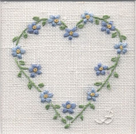 Forget Me Not Heart -  hand embroidery Applique Ideas, Embroidery Hearts, Bantal Sofa, Embroidery Stitch, Embroidery Transfers, Embroidery Flowers Pattern, 자수 디자인, Simple Embroidery, Embroidered Heart