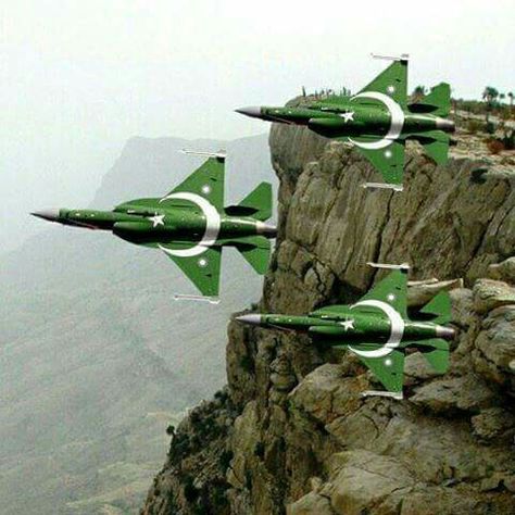 Pakistan Defence Pakistan Wallpaper, Pakistan Defence, Pakistan Tourism, Pak Army Soldiers, Pakistan Art, Pakistan Armed Forces, Pakistan Culture, Pakistan Day, Pakistan Independence