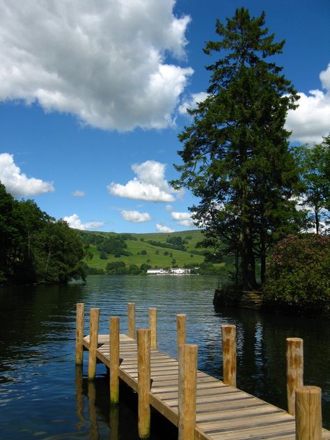 Lake Windemere - Lake District, Came across it by accident, it looks mega beaut in the spring/summer Windemere Lake District, Male Doctor, Crunchy Granola, 2023 Photo, Girls Holiday, Uk Photography, Summer 24, Beautiful Lakes, Scenic Landscape