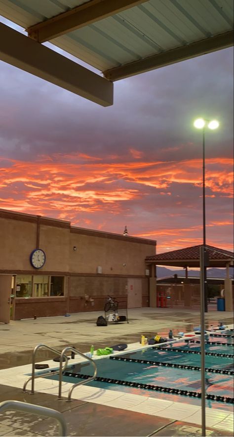 Early morning swim practice Morning Swim Aesthetic, Morning Swimming, Quiet Summer, Swim Aesthetic, Morning Swim, 5am Club, Swimmers Life, Swim Practice, 75 Hard