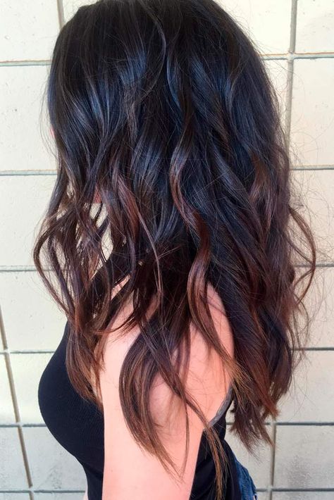 Hottest Brown Ombre Hair Ideas ★ See more: http://glaminati.com/brown-ombre-hair-ideas/ Rambut Brunette, Brown Ombre Hair, Balayage Hair Dark, Balayage Blonde, Caramel Highlights, Penteado Cabelo Curto, Long Layered Hair, Long Wavy Hair, Strawberry Blonde