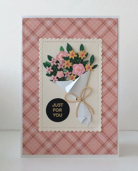 Mothers Day Cards Craft, Handmade Greeting Card Designs, Card Design Handmade, Handmade Bouquets, Apple Season, Leaf Cards, Embossed Cards, Fancy Fold Cards, Marianne Design