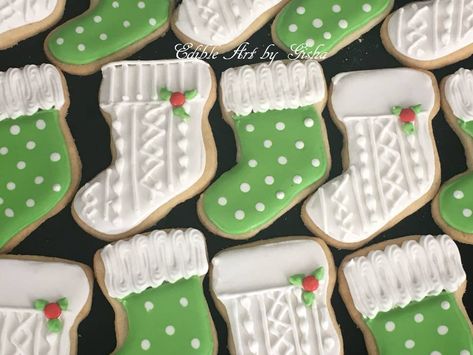 Stocking Cookies, Christmas Stocking Cookies, Sugar Cookies Christmas, Royal Icing Christmas Cookies, Decorated Christmas Cookies, Christmas Sugar Cookies Decorated, Cute Christmas Cookies, Royal Iced Cookies, Christmas Cutouts