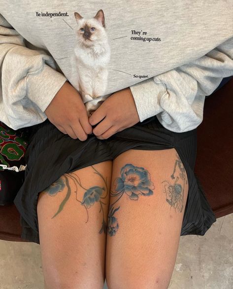 Green Tattoo, Cute Tats, Handpoke Tattoo, Red Ink Tattoos, Jewelry Tattoo, Dream Tattoos, Dope Tattoos, Simplistic Tattoos, Tattoo Placement