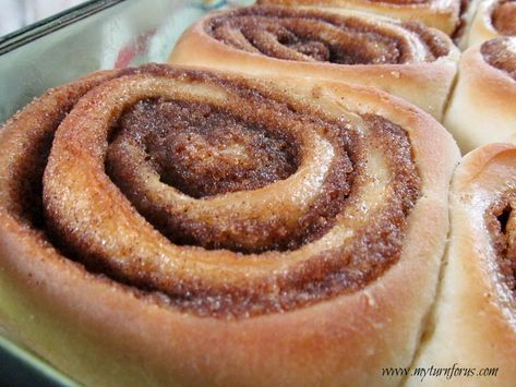 Texas Sized Cinnamon Rolls, Texas Cinnamon Rolls, Texas Size Cinnamon Rolls, Large Cinnamon Rolls Homemade, Big Texas Cinnamon Roll, Connamon Rolls, Bread Braids, Simple Cinnamon Rolls, Giant Cinnamon Roll Recipe