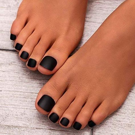 Nails For Toes, Black Toes, Black Toe Nails, Fall Toe Nails, Nails Solid Color, Fall Pedicure, Faded Nails, Nails Solid, Fall Toes