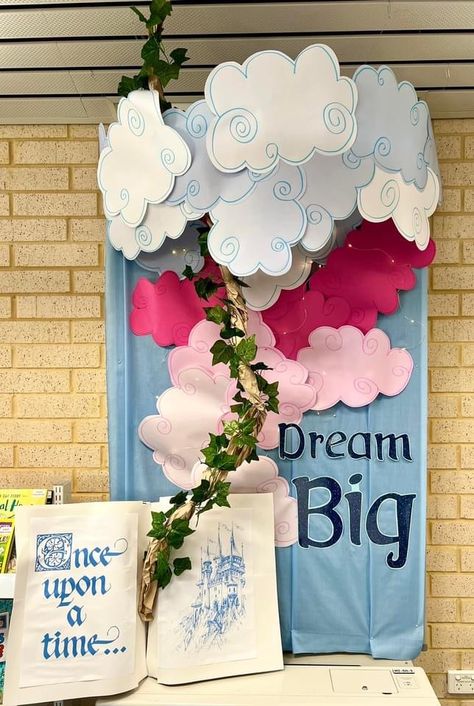 Classroom Decor Book Theme, Fairytale Decorations Diy, Reading Area Display, Book Fair Decoration, Library Book Drop Decoration, Book Fair Decoration Ideas, Fairytale Classroom Theme, Book Fair Themes, Fairytale Display