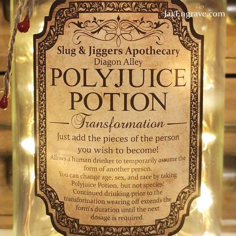 Polyjuice Potion Label, Harry Potter Love Potion, Diy Halloween Bottles, Harry Potter Potion Bottles, Harry Potter Potion Labels, Harry Potter Trunk, Polyjuice Potion, Harry Potter Potions, Potion Labels