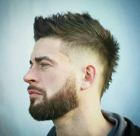 Fohawk Haircut Fade, Fohawk Haircut, Beckham Hair, Men Fade Haircut Short, Short Hair For Boys, High Fade Haircut, Mohawk Hairstyles Men, Mens Haircuts Short Hair, Gents Hair Style