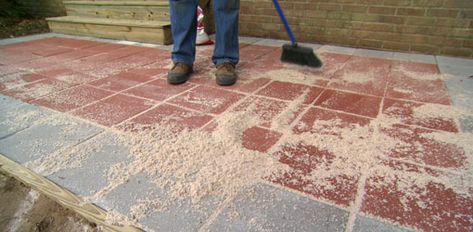 Sweeping sand between pavers. Diy Patio Ideas, Pavers Diy, Diy Patio Pavers, Cement Patio, Concrete Patios, Flagstone Patio, Backyard Sheds, Apartment Patio, Brick Pavers