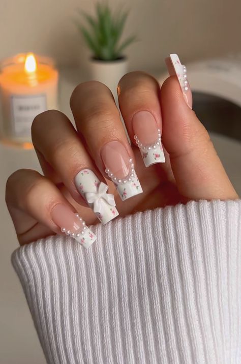 Nagel Tips, Girly Acrylic Nails, Pearl Nails, Fancy Nails, Valentine's Day Nails, Valentines Nails, Cute Acrylic Nails, Nude Nails, Nail Manicure