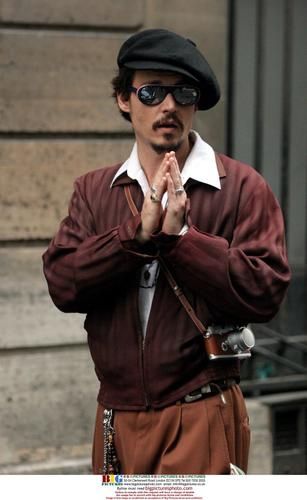 ♥ by johndepp, via Flickr John Depp, Johnny Depp Style, Young Johnny Depp, Johnny Depp Pictures, Johnny D, Here's Johnny, Streetwear Men, Beautiful Man, Favorite Actors