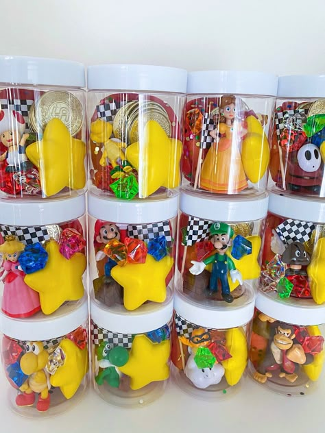 Super Mario Party Favors Mario Play Dough Jars Kids Party - Etsy Super Mario Party Favor Ideas, Mario Party Favor Ideas, Mario Party Favors, Super Mario Party Favors, Birthday Party Treat Bags, Mario Party Games, Boy Birthday Gifts, Princess Peach Party, Mario Bros Birthday Party Ideas