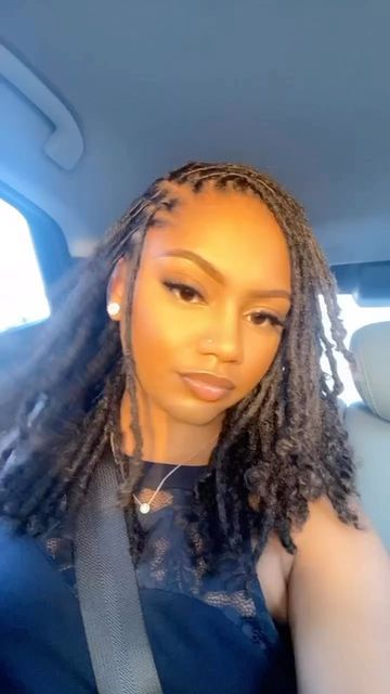 Loc Appreciation on Instagram: "the locs are loc’n 😍🔥🔥 🎥: @_in.india (FOLLOW) She’s a #LocLady 🔒 - - Got locs or a loc business and wanna be featured for a small fee? DM us NOW 💰 - - *I do not own the rights to the music* - Follow @loc.lady 👉🏽 Loc Blog Follow @unapologeticperspectiveapparel 👉🏽 Apparel - - - #loclove #locs #womenwithlocs #dreads #natural #hairgoals #naturalhair #loccommunity #divine #menwithlocs #locsforkids #hair #hairstylist #hairstyles #locstyles #starterlocs #dreadl Small Traditional Locs Black Women, Locs Combed Out Ends, Small Loc Hairstyles, Loc Hairstyles With Weave, Long Natural Locs Black Women, Pretty Girls With Locs, Small Medium Locs, Locs On Women, 120 Locs