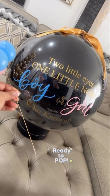 Pop Balloon Gender Reveal, Gender Reveal Ideas Balloons Pop, Gender Reveal Balloons Pop, Gender Reveal Pop Balloon, Gender Reveal Balloon Ideas, Balloon Pop Gender Reveal, Gender Reveal Ballon, Gender Reveal Paint, Gender Reveal Balloon Pop