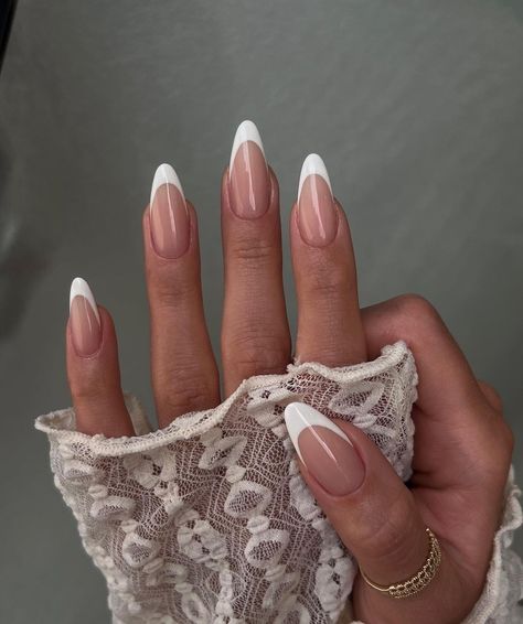 Transparent Manicure with White French Tips💅 . Shop now from our official website🥰 . #TransparentNails #FrenchManicure #WhiteFrenchTips #NailArt #NailDesign #NailInspiration #NailGoals #NailTrends #NailObsession #NailsofInstagram #NailAddict #NailFashion #NailSelfie #NailGlam #NailArtLovers #NailStyling #ManicureIdeas #NailBeauty Pink Stiletto Nails, Paznokcie Hello Kitty, Kutek Disney, Nagel Tips, Manicure Tips, Fake Nails With Glue, Makijaż Smokey Eye, Nail Length, False Nail