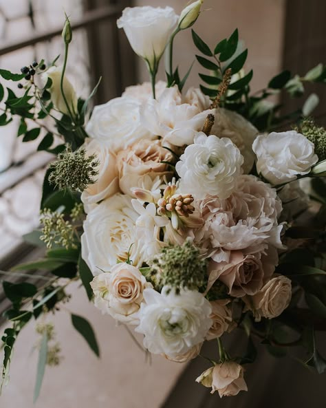 Peach Bridal Bouquet, Champagne Wedding Flowers, Cream Bridal Bouquet, Cream Wedding Bouquet, Cream Wedding Flowers, White Bridal Flowers, Bridal Bouquet Peach, Ivory Bridal Bouquet, Impact Design