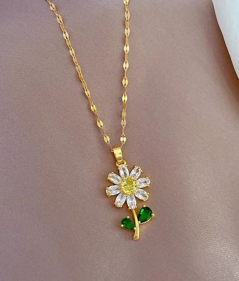 Flower Season, Vacation Jewelry, Long Tassel Necklace, Women Aesthetic, Chain Women, Aesthetic Jewelry, Necklace Elegant, Jewelry Style, Pattern Flower