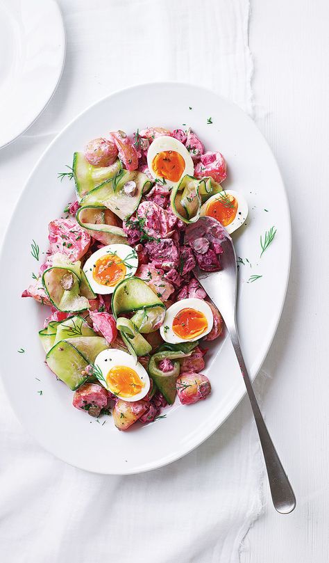 A twist on a Polish favourite, our beetroot and radish salad recipe has a good vinegary tang and is complete with just-hard boiled eggs. Boiled Recipes, Egg And Grapefruit Diet, Boiled Egg Recipes, Hard Boiled Egg Recipes, The Boiled Egg Diet, Egg Diet Plan, Radish Salad, Low Carb Snack, Boiled Egg Diet Plan