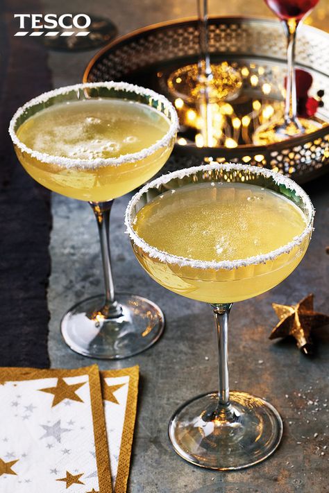 Prosecco Cocktail Recipes, Cocktails Christmas, Christmas Cocktails Easy, Christmas Drinks Alcohol Recipes, Prosecco Cocktails, Tea Time Food, Desiccated Coconut, Tesco Real Food, Christmas Cocktail