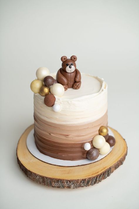 Brown Baby Shower Ideas, Teddy Bear Birthday Cake, Bear Baby Shower Cake, Sheet Cake Designs, Baby Birthday Decorations, Baby Shower Duck, Teddy Bear Birthday, Teddy Bear Cakes, 1st Birthday Party Themes