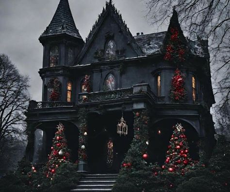 Vampire House Aesthetic, Vampire Christmas, Gothic Homes, Vampire House, Goth Home, Goth Home Decor, Black Christmas, Gothic House, Dark Beauty