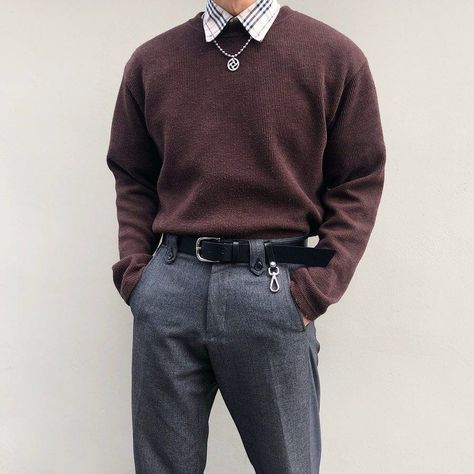 Boys Photography Poses, Poses Classy, Boys Photography, Academia Aesthetic Outfit, Sixth Form Outfits, Academia Outfits, Trendy Boy Outfits, Outfits Vintage, Mens Casual Dress Outfits