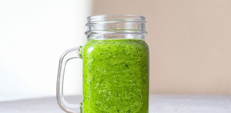 Green Juice Recipe, American Drinks, Spinach Juice, Chopped Pineapple, Ginger Shot, Lime Peel, Green Juice Recipes, Green Veggies, Freshly Squeezed Orange Juice