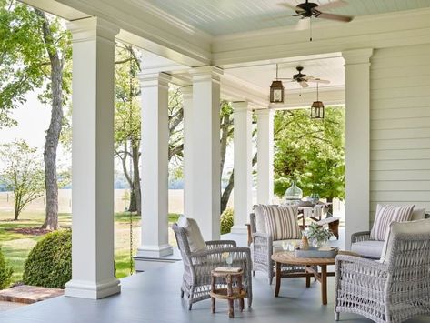 Quintessential Southern Farmhouse in Tennessee | Bevolo Southern Charm Homes, Traditional Southern Home, Southern Charm Decor, Southern Home Decor, Southern Colonial, French Coastal, Southern Farmhouse, Southern Elegance, Contemporary Art Deco