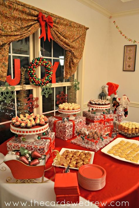 Christmas Party Ideas For Teens, Christmas Dessert Table, Christmas Buffet, Adult Christmas Party, Christmas Open House, Christmas Entertaining, Christmas Sweater Party, Christmas Brunch, Ugly Christmas Sweater Party