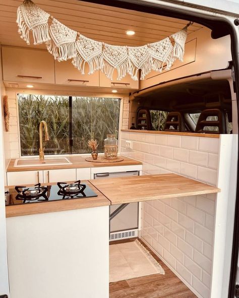 Boat Food Ideas, Tiny House Camper, Caravan Makeover, Kombi Home, Caravan Renovation, Van Conversion Interior, Caravan Interior, Lake Food Ideas Summer, Food Ideas Summer