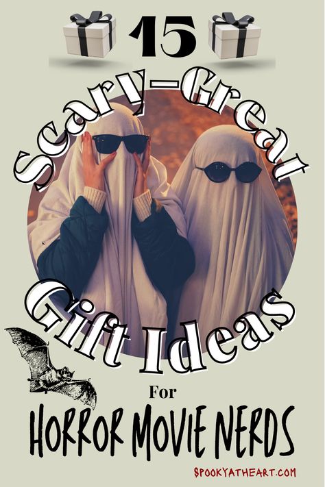 15 Scary-Great Gift Ideas for Horror Nerds - Spooky at Heart Diy Horror Gifts, Gifts For Horror Fans, Horror Birthday Gifts, Movie Merchandise, Gifts For Horror Lovers, Horror Movie Crafts, Horror Movie Night Aesthetic, Horror Movie Decor, Scary Movie Night