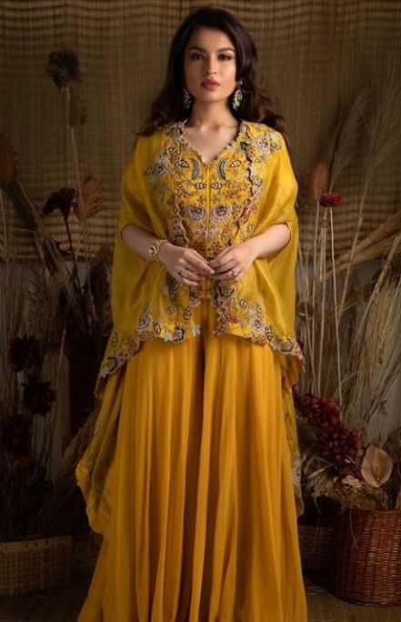 Haldi Kaftan Dress, Preg Outfits, Shadi Outfits, Full Skirt And Top, Yellow Kaftan, Party Wear Outfits, Aesthetic Bookmarks, Plain Dresses, Haldi Dress