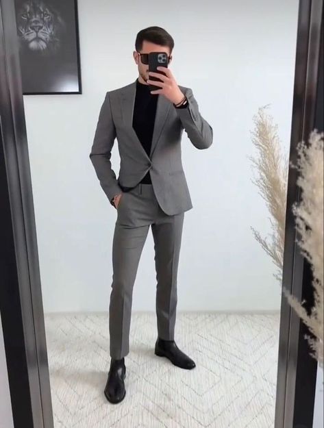 Coat Pant For Men, Party Wear Blazers, Stylish Mens Suits, Blazer Outfits Men, Mens Business Casual Outfits, A Man In A Suit, Man In A Suit, Classy Suits, Formal Men Outfit