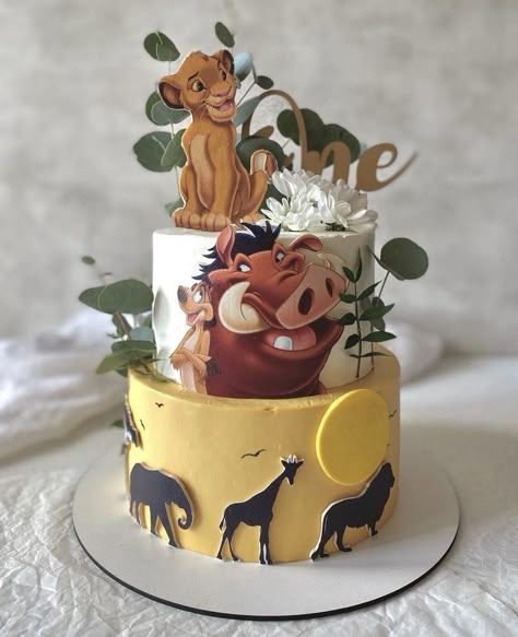 Lion King Cake Ideas 1st Birthdays, Lion King First Birthday Cake, Simba First Birthday Party Ideas, Simba Birthday Party Ideas, Simba Birthday Cake, Lion King Cake Ideas, Lion King Birthday Cake, Lion King Cupcakes, Lion Birthday Cake