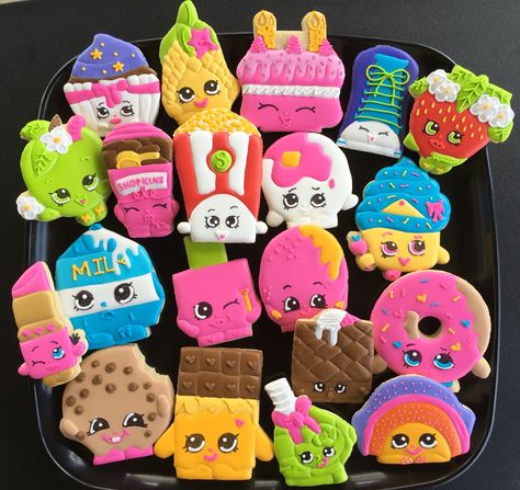 Custom Shopkins Cookies For more info on how to order please visit my FB page and send me a message www.facebook.com/busybeecakery Or email me: malinda@busybeecakery.com #shopkins #shopkinsbirthday #shopkinsparty #shopkinscookies Shopkins Cake Birthdays, Shopkins Food, Shopkins Cookies, Shopkins Birthday Cake, Shopkins Bday, Shopkins Cake, Cookies Kids, Shopkins Birthday Party, Shopkins Party