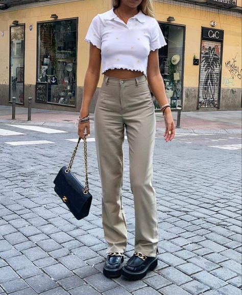 Moccasins Outfit Fall, Loafers For Women Outfit Summer, Loafers Outfit Summer, Loafers For Women Outfit, Moccasins Outfit, Loafer Outfits, Loafers Outfit, Chunky Loafers, Business Casual Outfits For Work