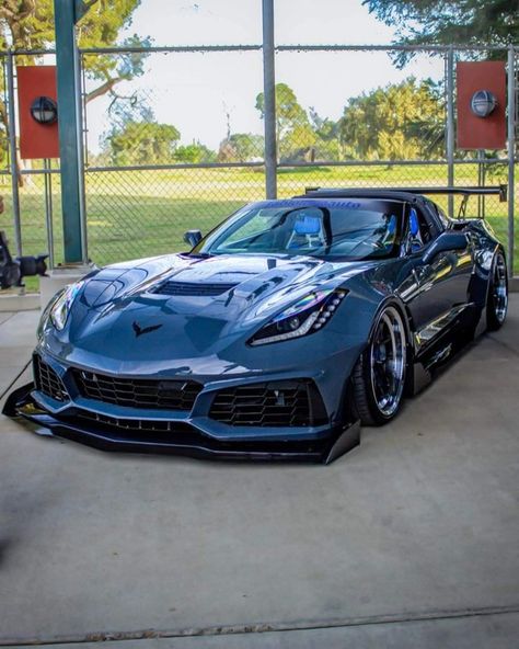 Corvette C7 Stingray, C7 Stingray, Chevrolet Corvette C7, Luxury Cars Rolls Royce, Corvette C7, Cool Sports Cars, Corvette Stingray, American Cars, Wide Body