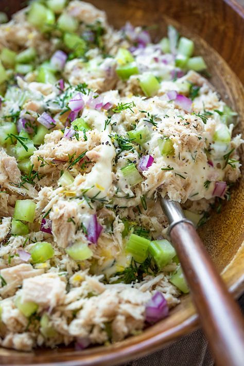 Tuna Salad Recipe Easy, Tuna Salad Recipe Healthy, Best Tuna Salad Recipe, Best Tuna Salad, Tuna Salad Sandwich, Tuna Salad Recipe, Healthy Food Facts, Cheap Healthy Meals, Tuna Recipes