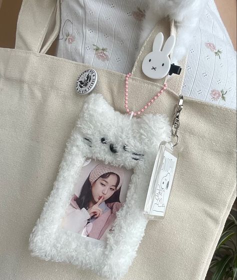 A Bag, Tote Bag, Frame, White