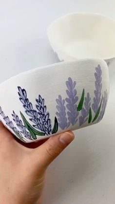 Pottery Painting Ideas Bowls, Paint 2024, Pots Painting, Ceramics Bowls Designs, Clay Cafe, Ceramic Cafe, Diy Pottery Painting, Pottery Painting Ideas, Color Me Mine