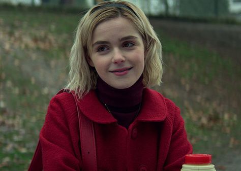 Which Character From “Chilling Adventures Of Sabrina” Are You? Sabrina Spellman Style, Sabrina Cast, Sabrina Witch, Kiernan Shipka, Sabrina Spellman, Season Of The Witch, Character Aesthetic, Serie Tv, A Girl