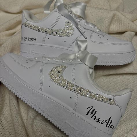 It's wedding season!! 💍 A pair of customized sneakers for the bride 👰🏻‍♀️ • • • #wedding #sneakers #af1 #customized #bride #wife #white #chic #summer Wedding Season, Sneakers