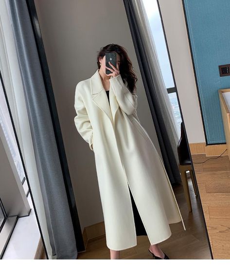 Jaket Motor, Jackets Oversized, Woolen Coat Woman, Wool Jackets Women, Chic Outerwear, Long Coat Women, Long Wool Coat, Women Overcoat, Fur Coats